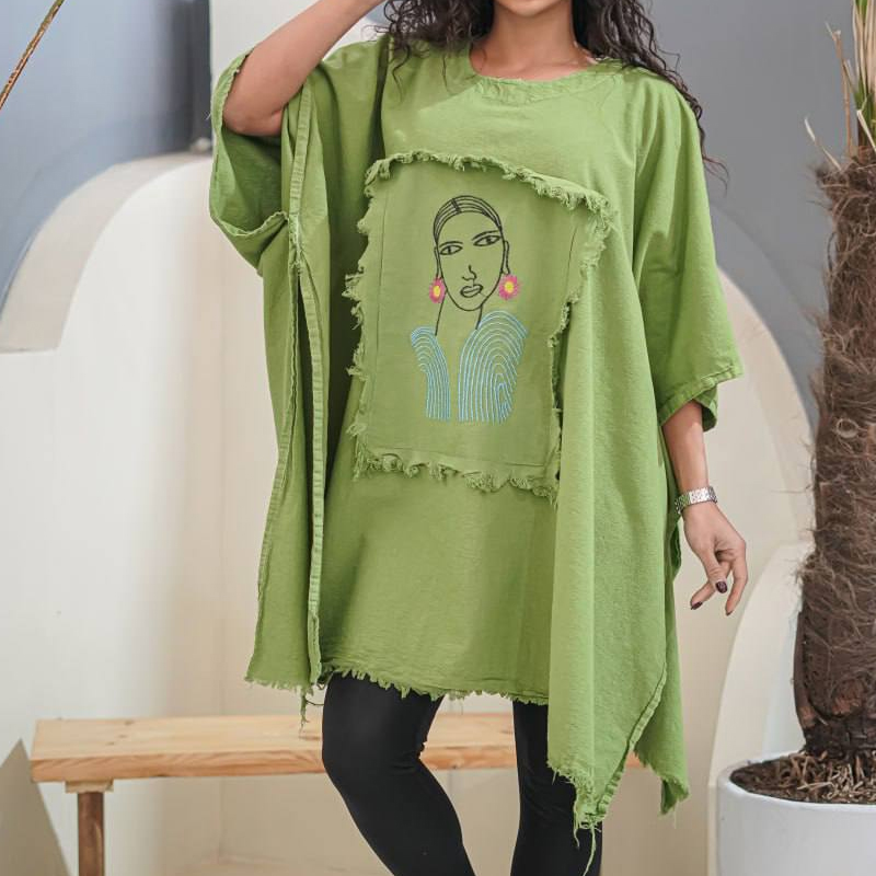 مانتو پانچ رخ گلدوزی شده