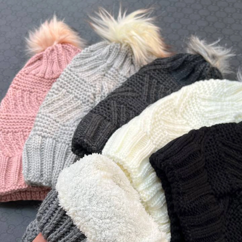 کلاه شیطونی تو خز تک پوم (پک 6 عددی)