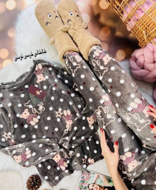 ست مخمل بلوز و شلوار استیکری (پک 6 عددی)