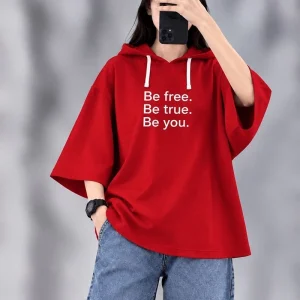 تیشرت باکسی کلاه دار چاپ پفکی be free (پک 4 عددی)